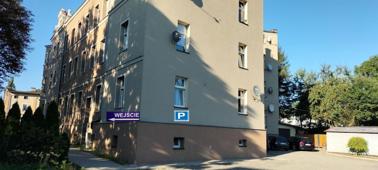 Kawalerka Blisko Gor Lägenhet Glucholazy Exteriör bild